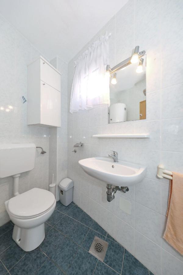 Apartment Alexa Турань Екстер'єр фото